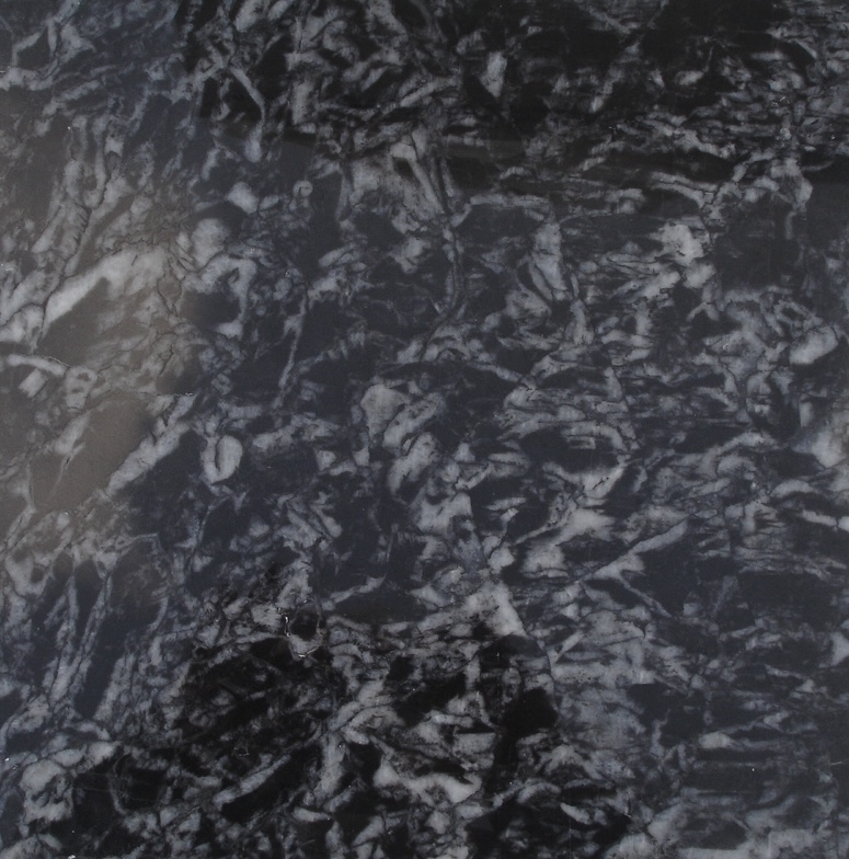 Levadia Black